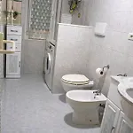 Airport شقة جنوة